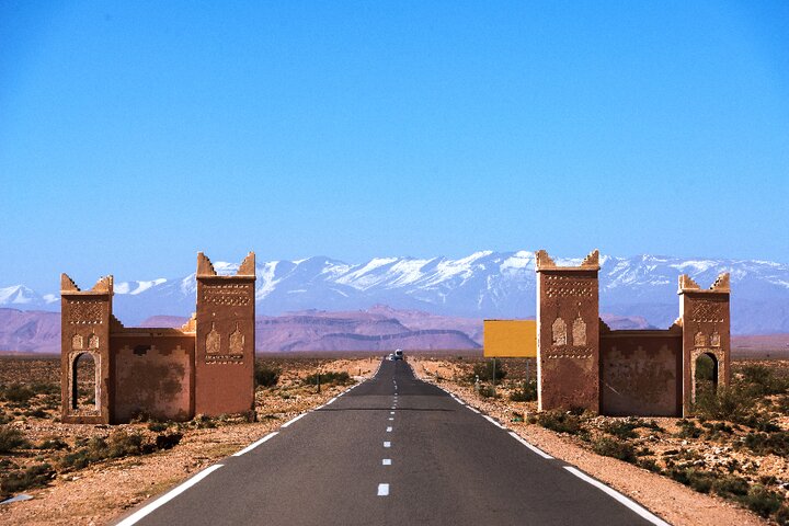 Marokko - Weg door Kasbah - Buitenhof Reizen begeleide vakanties voor mensen met een verstandelijke beperking