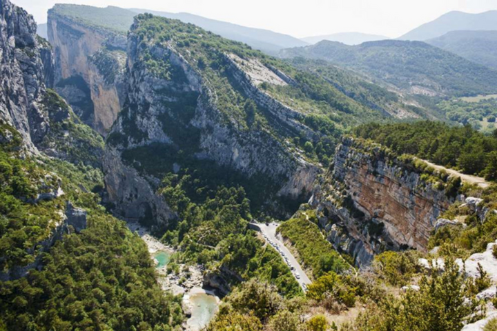 Auti Travel - Actieve kampeervakantie in de Verdon - begeleide vakanties voor mensen met autisme - Gorges du Verdon