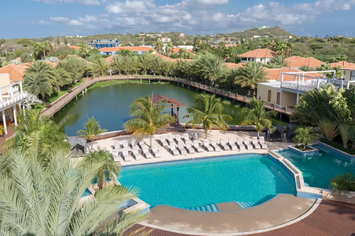 Auti Travel - CuraÃ§ao - begeleide vakanties voor mensen met autisme - Acoya Resort, Villas & Spa