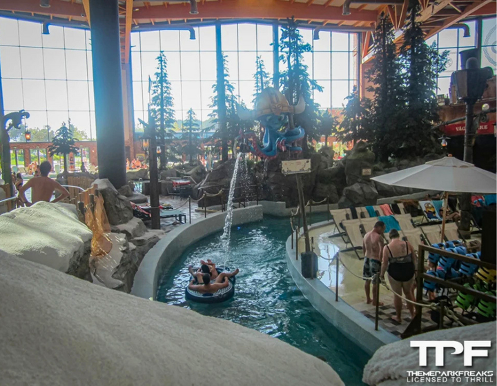 Buitenhof Reizen - Waterwereld Rulantica & Europa-park - begeleide groepsreizen voor mensen met een verstandelijke beperking - Rulantica waterbaan met banden Buitenhof Reizen - Waterwereld Rulantica & Europa-park - begeleide groepsreizen voor mensen met een verstandelijke beperking - Rulantica waterbaan met banden